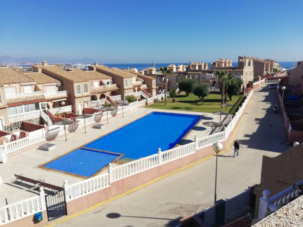 סנטה פולה Bungalow Junto A La Piscina, Gran Alacant מראה חיצוני תמונה